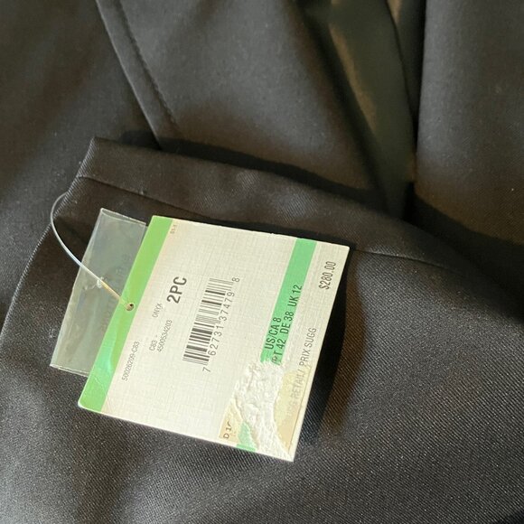 Anne Klein 2 pc Black Suit - Picture 15 of 15